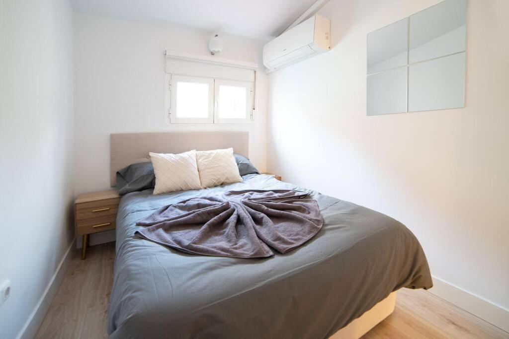 Cozy Apartment Plaza Espana I Renovated 3Br 2Bh Madrid Bagian luar foto